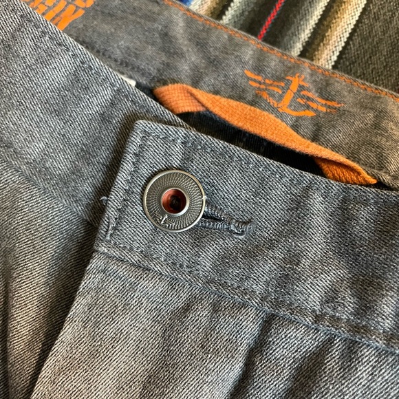 Men’s Dockers Slim Tapered Gray Pants - Picture 2 of 5